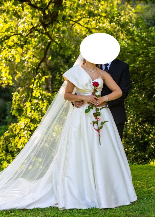 PRONOVIAS Sedna + halka.