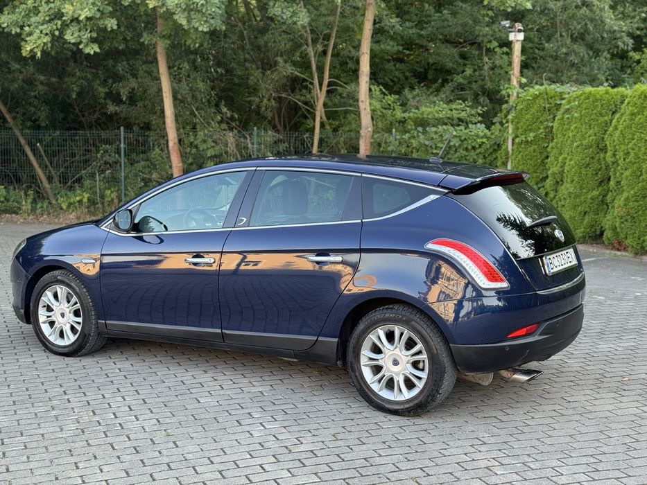 Lancia Delta 2010