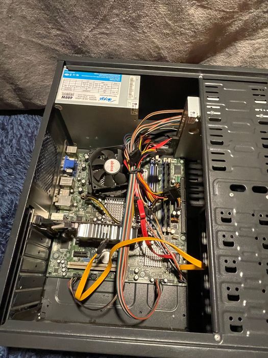 Komputer stacjonarny