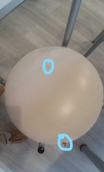 Mesa e cadeiras de cozinha