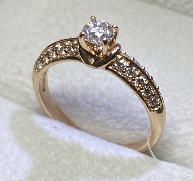 Новое золотое кольцо с натуральными бриллиантами 0,56 сt, Sova, 16 р.