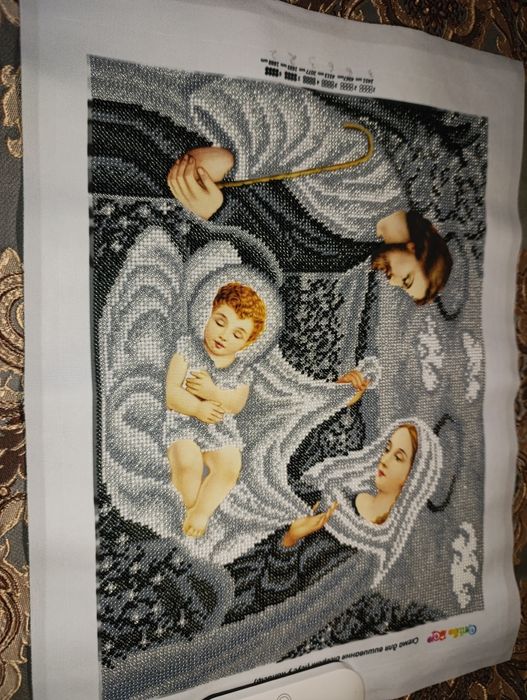 Образ вишитий бісером.