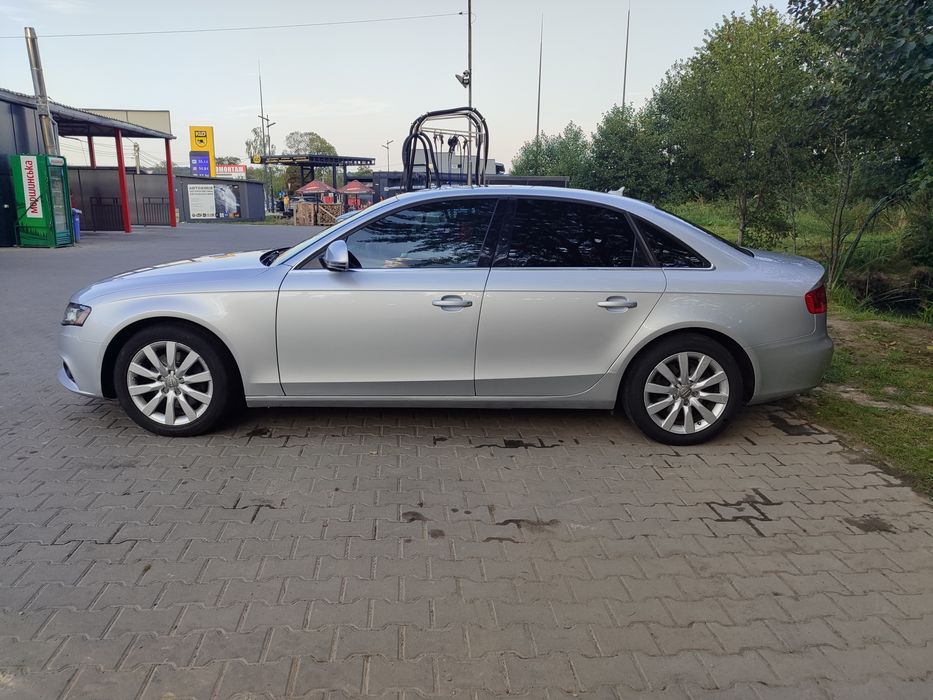 Ауді А4Б8 2.0 бенз, автомат квадро Audi A4B8 2.0 benzin Quattro