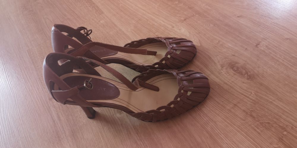 Buciki/sandałki na szpilce Nine West