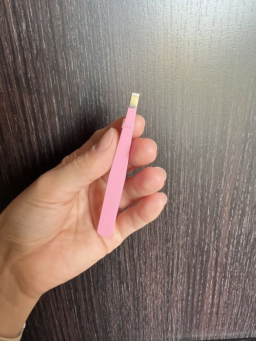 NOWA! pęseta prosta do regulacji brwi