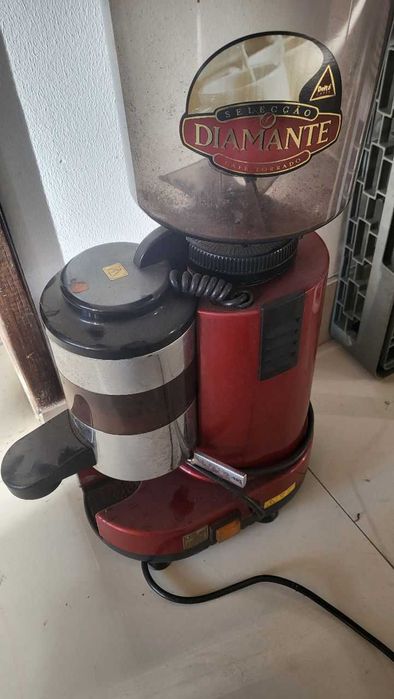 Maquina Café Brasilia + Moinho + Depurador