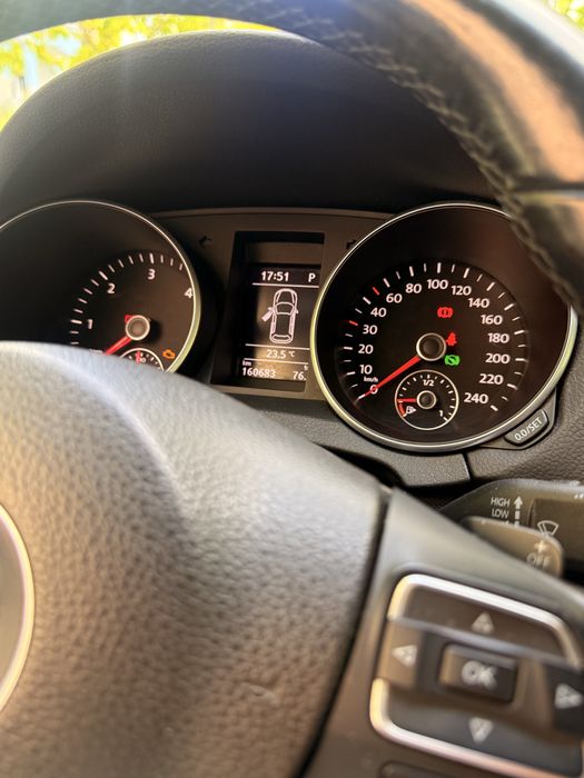 Vw Golf VI 1.6 Tdi DSG Nacional