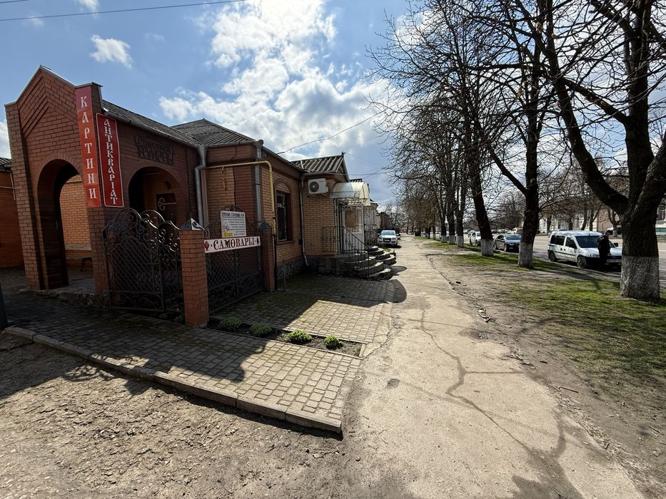 Здається приміщення в оренду в центрі міста Ромни
