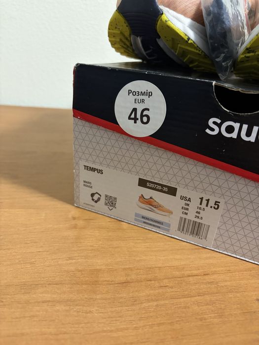 Новые ОРИГИНАЛ оригінал беговые кроссовки кросівки Saucony Tempus