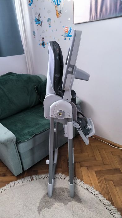Krzesełko do karmienia MoMi YUMTIS