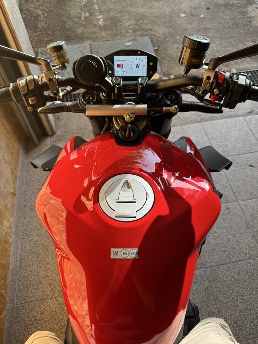 Ducati Streetfighter V2 900km 9/2024