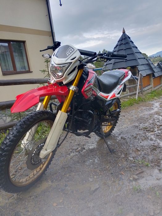 Продам сенке 250 j5 стан норм.