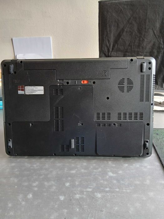 Acer Packard Bell ENLE11BZ AMD 1.2 Bateria /zsilacz