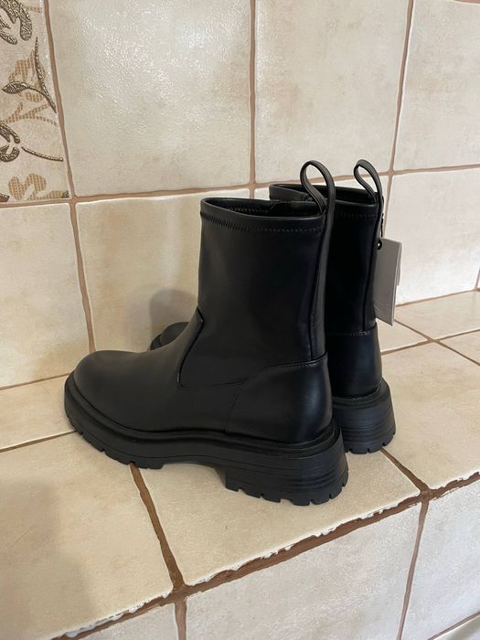 Нові челсі Pull&Beer