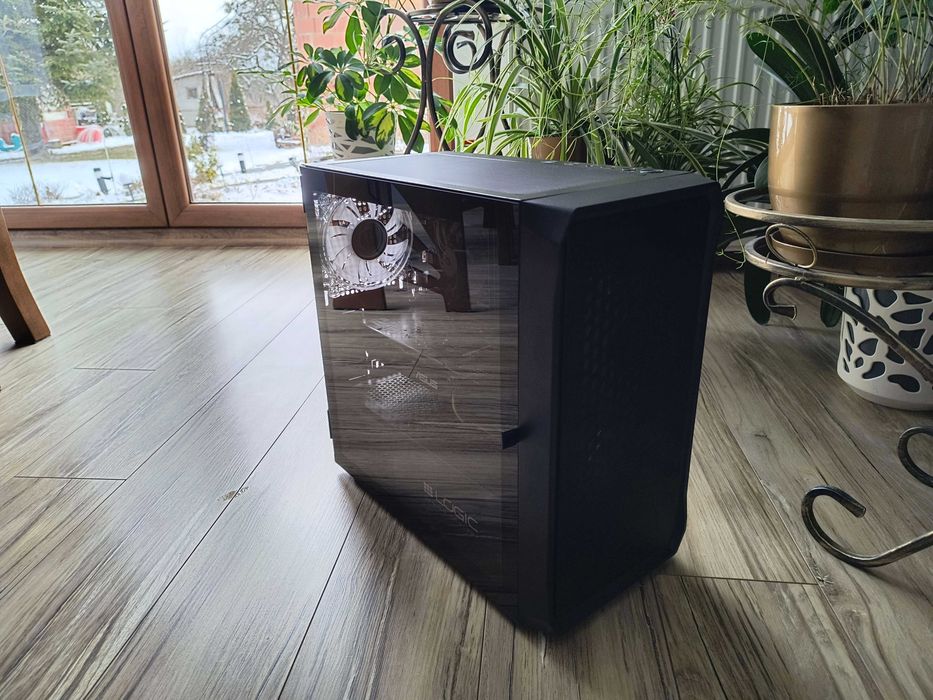 Komputer Gamingowy i7-9700k - RX580 8GB