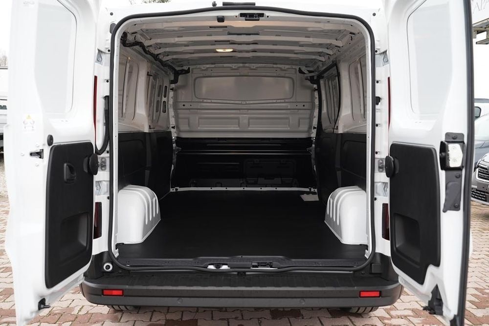 Renault Trafic 2.0 dCi L2H1 HD Extra  Kamera Cofania, Klimatyzacja, Tempomat - Od ręki !