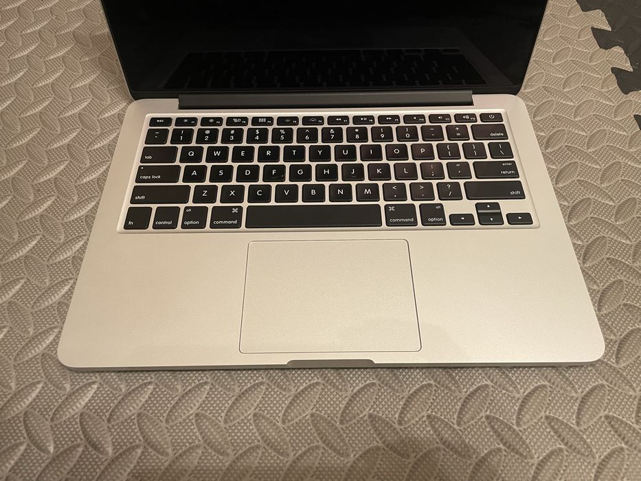 MacBook Pro 13,3” Retina (Early 2015) – i5 / 8 GB RAM / 500 GB SSD