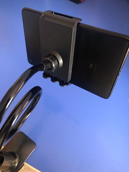 Универсальный держатель для телефона и планшета Свободные Руки