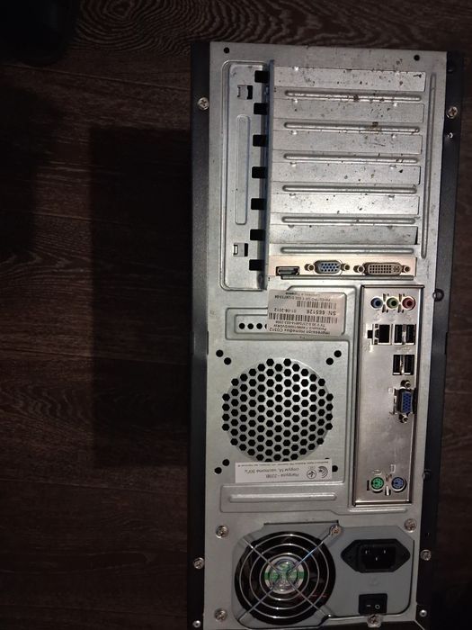 Продам рабочий системный блок.