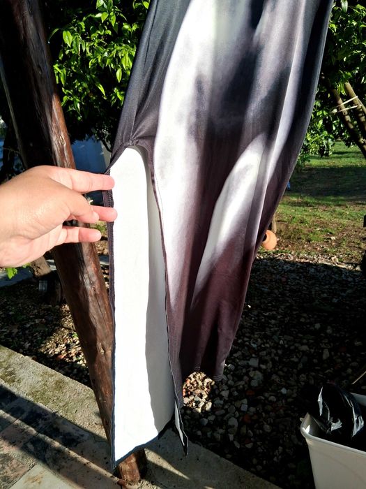 Vestido estampado Cape Clique,com brincos.