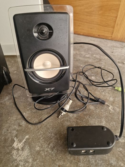 Sistema de som 4Tech