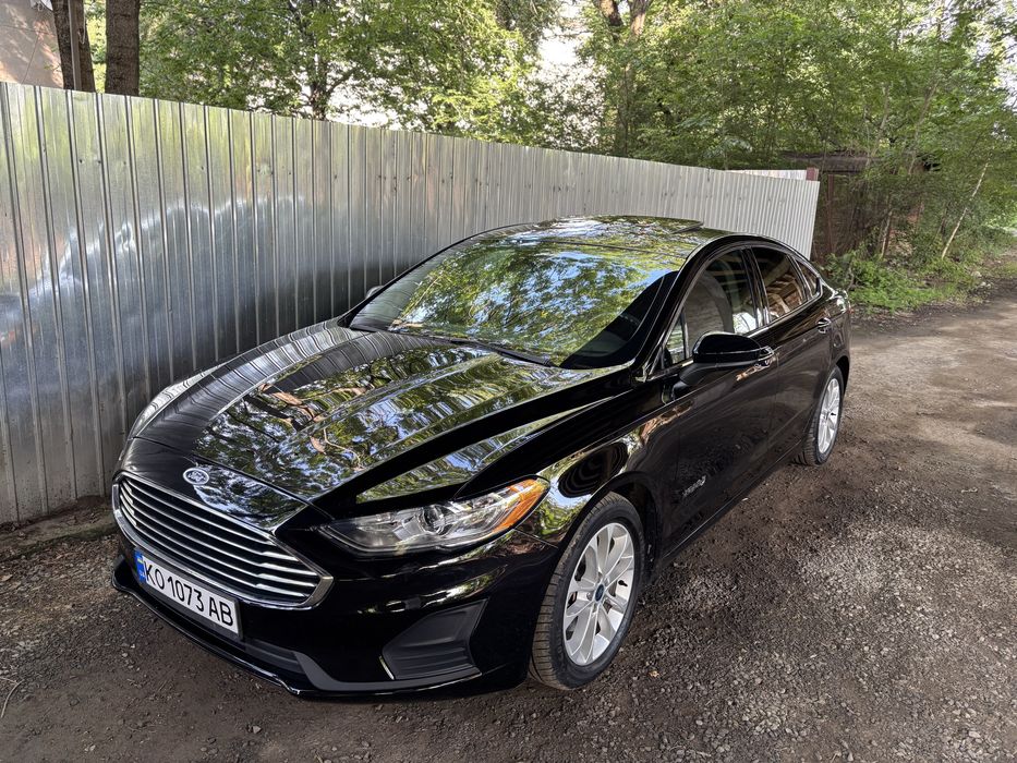 Продам Ford Fusion hybrid 2018