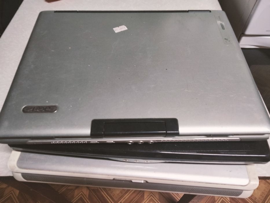 Ноутбуки на запчасти