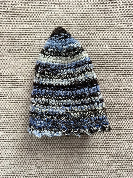 Gorro Tricô Artesanal | Feito à Mão | Tons de Azul