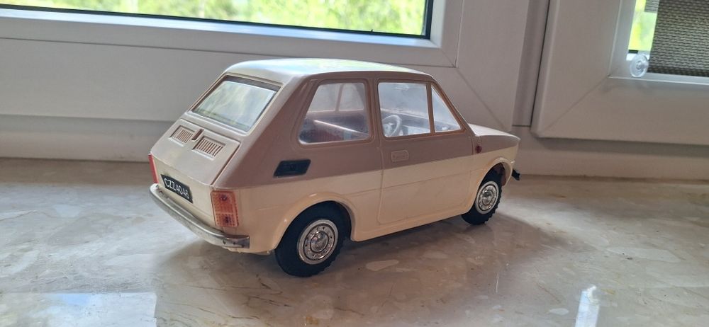Zabawka Fiat 126p CZZ - idealny stan