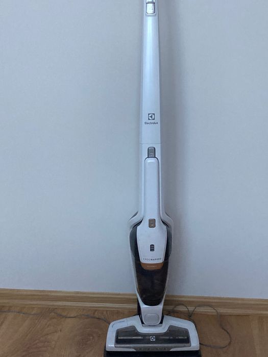 Odkurzacz bezprzewodowy  ELECTROLUX Ergorapido EER7ALLERGY UV