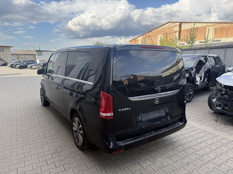 Дверь дверка передня відсувна задня ліва права Vito V-class W447 Metris EQV чорний колір 9197