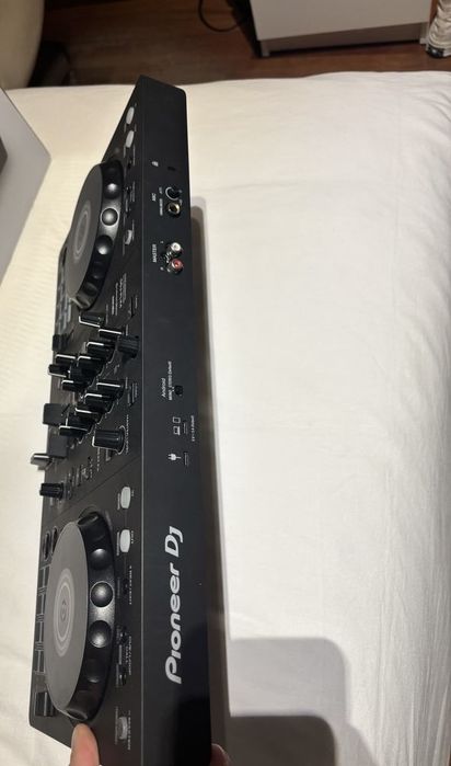 Pioneer DJ DDJ-FLX4 – Controladora DJ de 2 Canais DDJ
