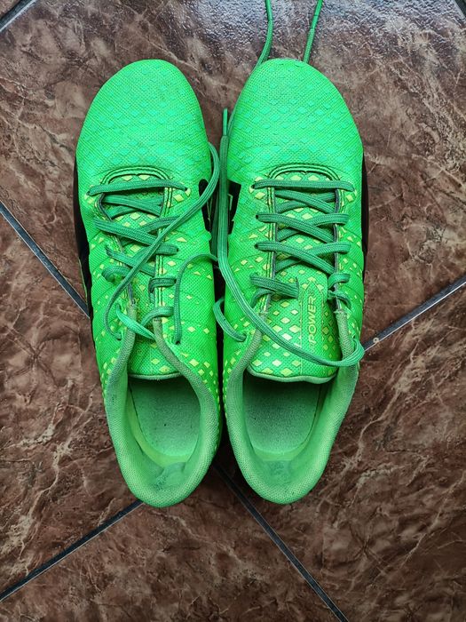 Buty piłkarskie korki Puma PWR rozmiar 42