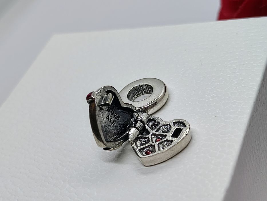 Charm's zawieszka otwierana S925 ALE serce czekolada