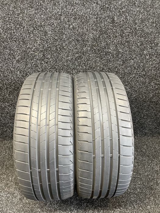 Продам Б/У шини Brigestone 225/40R19 Turanza T005