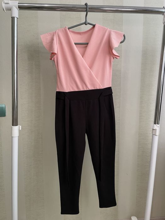 Дитячі сукні та комбенізони