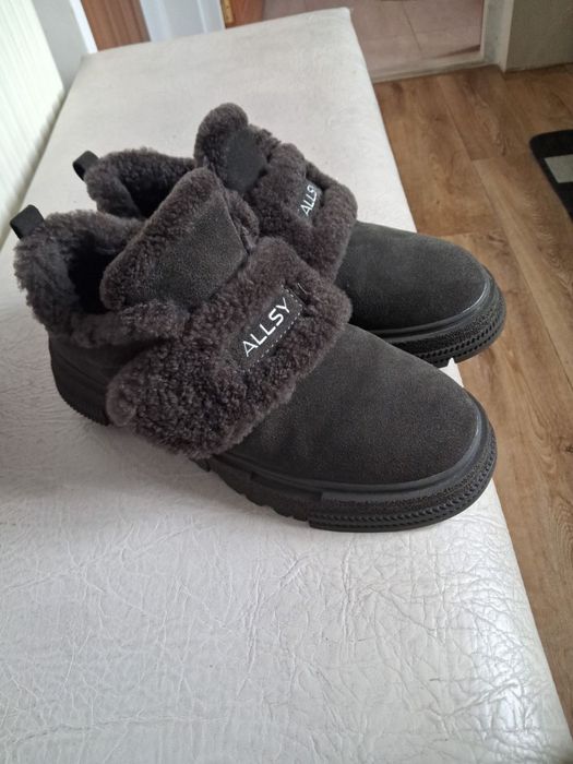 Натуральні жіночі чоботи ботинки