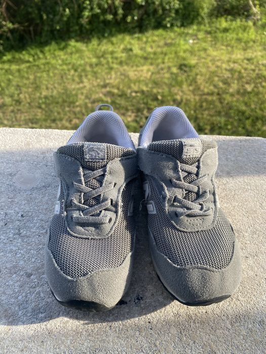 Sapatilhas New Balance Menina TAM 28