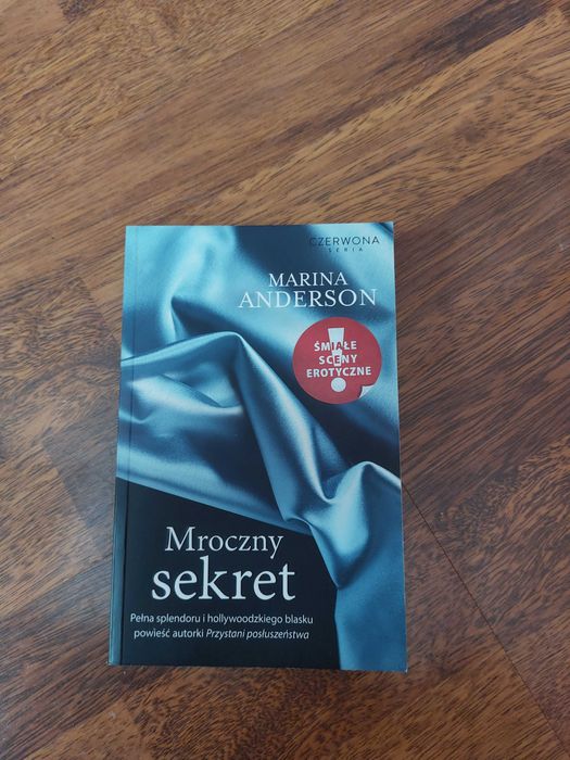 Książka "Mroczny sekret" Marina Anderson