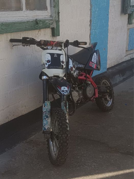 Пит Байк  Geon Pit-kit 150