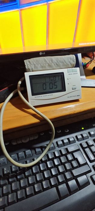 Medidor de Pressão Arterial KD-575 – Simples, prático e funcional!