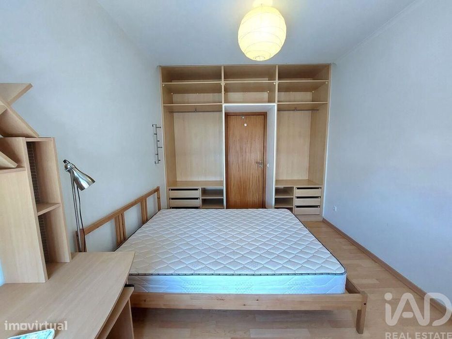 Apartamento T2 em Faro (Sé e São Pedro) de 80,00 m2