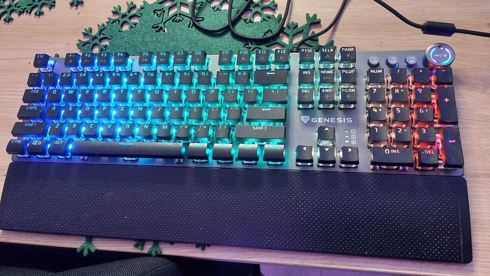 klawiatura RGB Genesis Thor 380