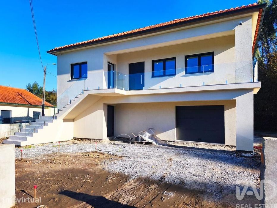 Casa / Villa T4 em Subportela, Deocriste e Portela Susã de 208,00 m2