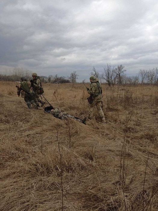 Пластикові евакуаційні ноші волокуші YUTA
