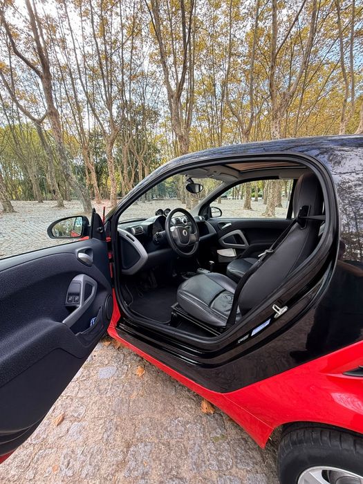 Smart Fortwo 1.0 MHD Automático | 2009 | Pele | CarPlay | Teto Panorâmico — photo 5