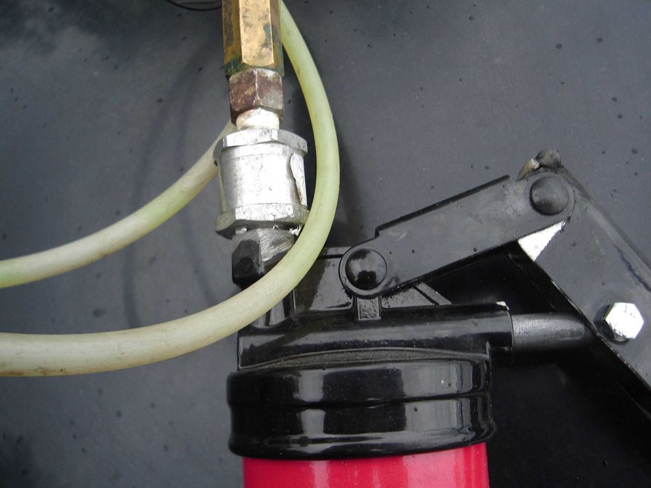 Pompka do zawieszenia hydrogas MGF ,Rover.