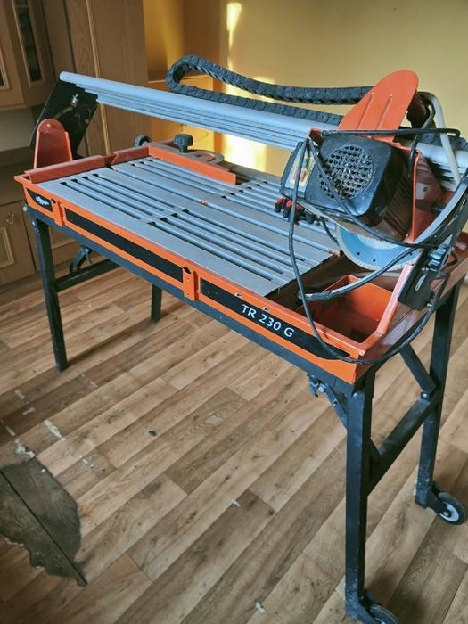 Przecinarka do płytek Cliperr TR 230G