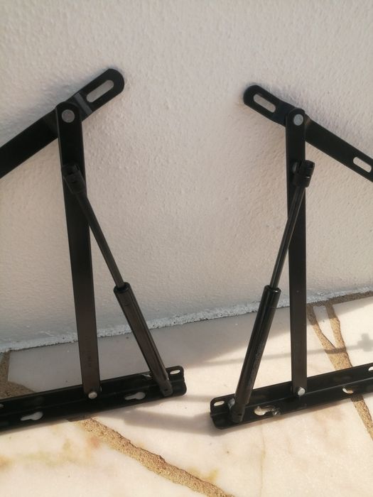 Conjunto de Dobradiças com Amortecedores completo