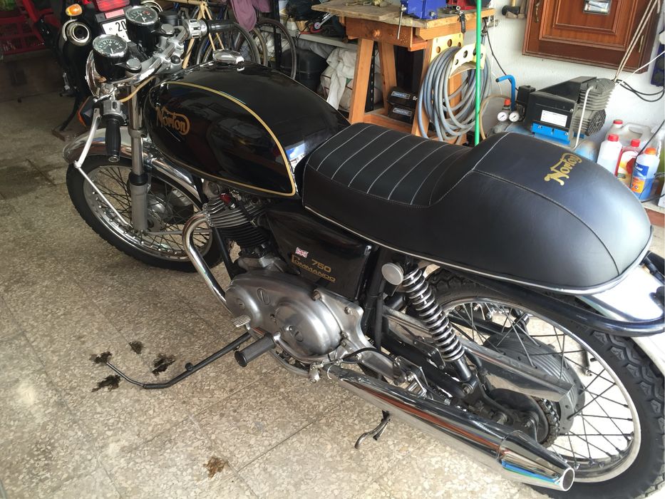 Norton Commando 750 Interstate